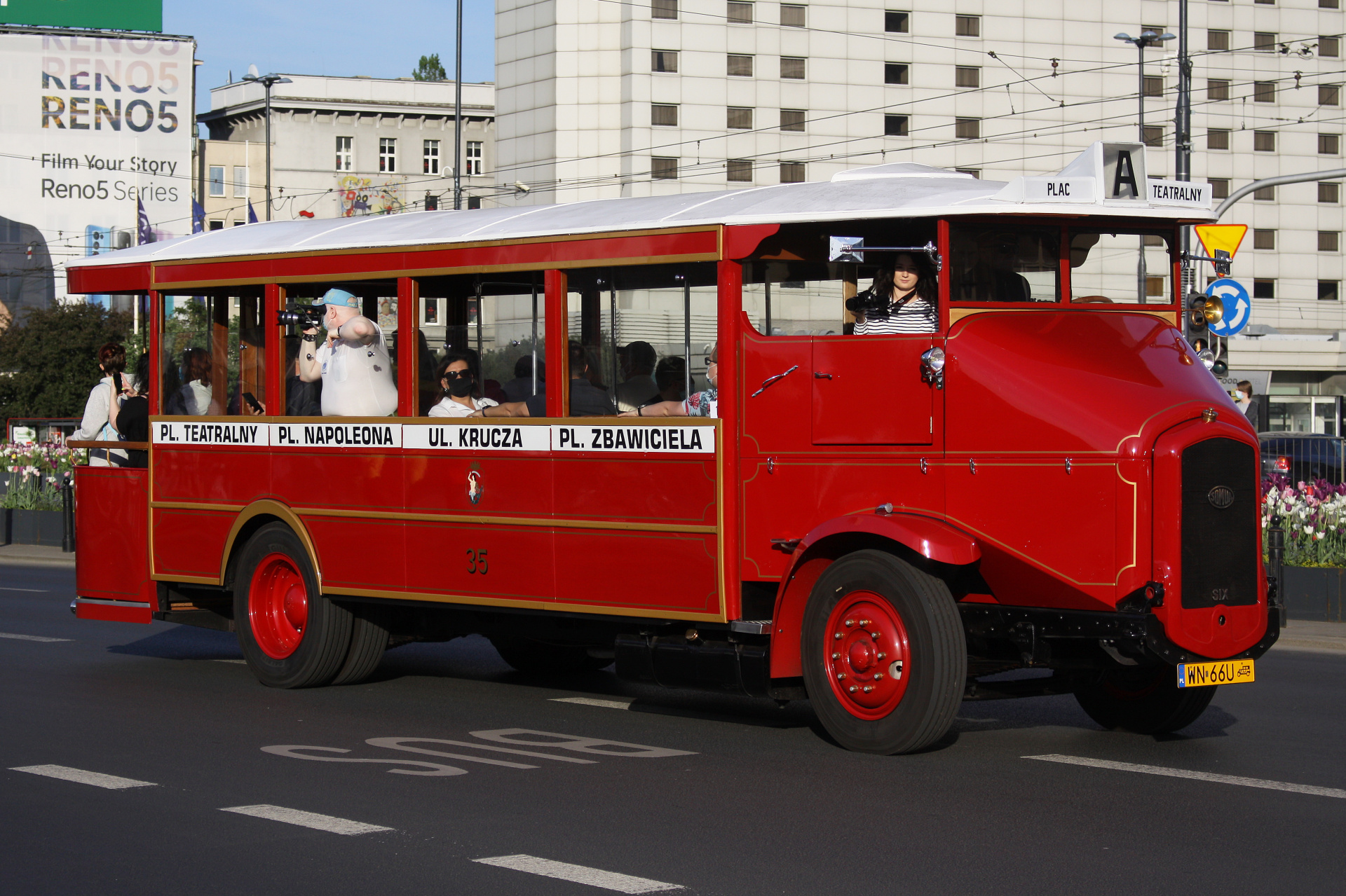 Somua Six (Renault TN6) (Vehicles » Vintage cars and buses)