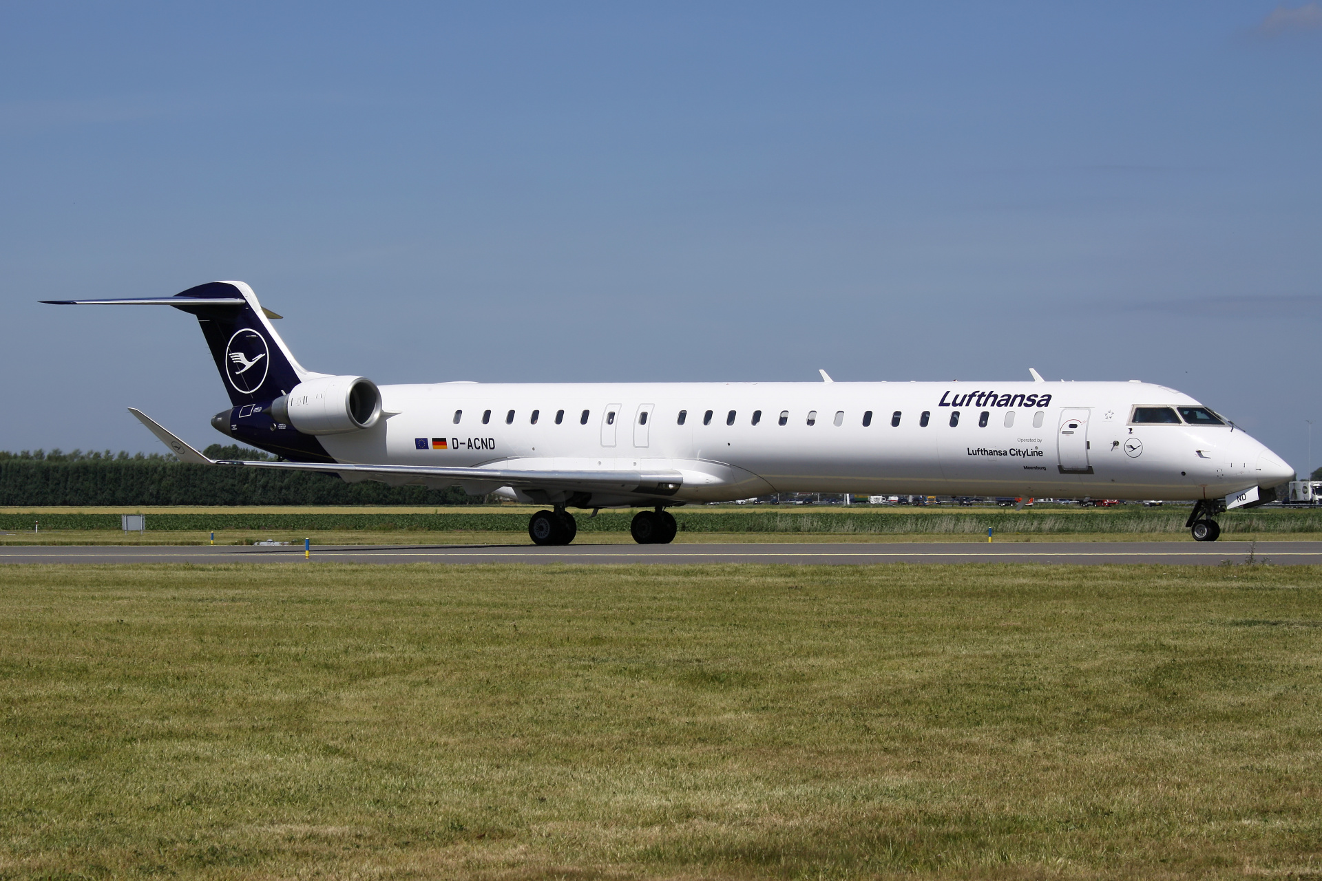 D-ACND, Lufthansa (Lufthansa CityLine) (Aircraft » Schiphol Spotting » Mitsubishi CL-600 Regional Jet » CRJ-900)
