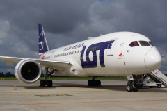 SP-LRH (okleina "Proud to fly the Polish Olympic Team")