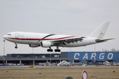 4L-EFC, Easy Charter