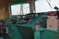 &Scaron;koda 44E EP05-23, PKP Intercity - driver's cab