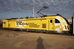 EU200-006 (okleina "PWM w ruchu. Pociąg Polskiego Wydawnictwa Muzycznego")