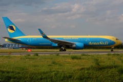 UR-AAI (Lotnictwo &raquo; Spotting na EPWA &raquo; Boeing 767-300 &raquo; AeroSvit Ukrainian Airlines)