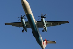 OE-LGC, Austrian arrows (Tyrolean) (Lotnictwo &raquo; Spotting na EPWA &raquo; De Havilland Canada DHC-8 Dash 8 &raquo; Austrian Airlines)