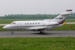 CS-DRG, NetJets Europe (Aviation &raquo; EPWA Spotting &raquo; BAe 125 and revisions &raquo; Raytheon Hawker 800XP)