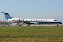 B-3060, China Southern Airlines (Lotnictwo &raquo; Spotting na EPWA &raquo; Embraer ERJ-145)
