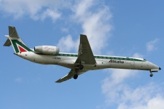 I-EXMG, Alitalia Express (Aviation &raquo; EPWA Spotting &raquo; Embraer ERJ-145)