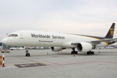 PF, N428UP (Lotnictwo &raquo; Spotting na EPWA &raquo; Boeing 757-200F &raquo; United Parcel Service (UPS) Airlines)