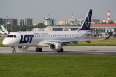 SP-LNE (Aviation &raquo; EPWA Spotting &raquo; Embraer E195 (ERJ-190-200) &raquo; LOT Polish Airlines)