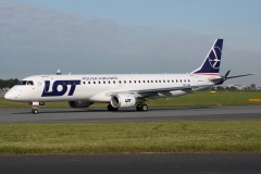 SP-LNF (Aviation &raquo; EPWA Spotting &raquo; Embraer E195 (ERJ-190-200) &raquo; LOT Polish Airlines)