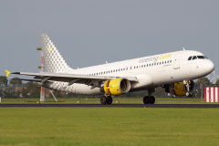 EC-JGM (Lotnictwo &raquo; Spotting na Schiphol &raquo; Airbus A320-200 &raquo; Vueling Airlines)