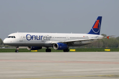 TC-OBJ, Onur Air (Lotnictwo &raquo; Spotting na EPWA &raquo; Airbus A321-200)