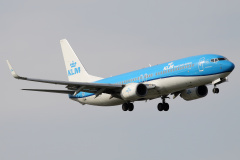PH-HSE (Lotnictwo &raquo; Spotting na EPWA &raquo; Boeing 737-800 &raquo; KLM Royal Dutch Airlines)