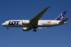 SP-LRH ("Proud to fly the Polish Olympic Team" wrap) (Aviation &raquo; EPWA Spotting &raquo; Boeing 787-8 Dreamliner &raquo; LOT Polish Airlines)