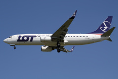 SP-LWD ("Niepodległa" sticker) (Aviation &raquo; EPWA Spotting &raquo; Boeing 737-800 &raquo; LOT Polish Airlines)