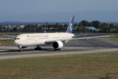 HZ-AK13, Saudi Arabian Airlines (Saudia) (Lotnictwo &raquo; Port Lotniczy im. Atatürka w Stambule &raquo; Boeing 777-300ER)