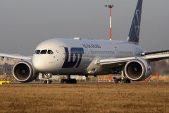 SP-LSB ("Niepodległa" sticker) (Aviation &raquo; EPWA Spotting &raquo; Boeing 787-9 Dreamliner &raquo; LOT Polish Airlines)