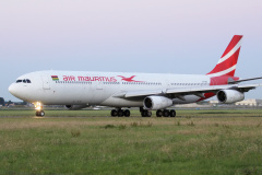 3B-NBD, Air Mauritius (Lotnictwo &raquo; Spotting na Schiphol &raquo; Airbus A340-300)