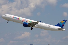 SP-HAY (Lotnictwo &raquo; Spotting na EPWA &raquo; Airbus A321-200 &raquo; Small Planet Airlines Polska)