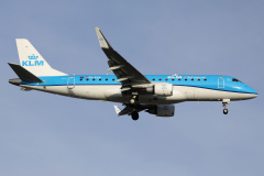 PH-EXN (Aviation &raquo; EPWA Spotting &raquo; Embraer E175 (ERJ-170-200) &raquo; KLM Cityhopper)