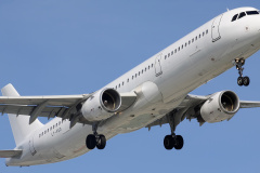 LY-VED, Avion Express (Lotnictwo &raquo; Spotting na EPWA &raquo; Airbus A321-200)