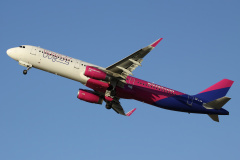 HA-LXD (Aviation &raquo; EPWA Spotting &raquo; Airbus A321-200 &raquo; Wizz Air)
