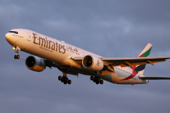 A6-EGZ (Lotnictwo &raquo; Spotting na EPWA &raquo; Boeing 777-300ER &raquo; Emirates)