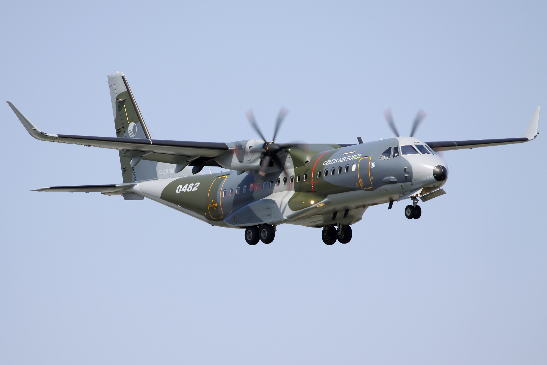 C-295MW, 0482, Czeskie Siły Powietrzne (Lotnictwo &raquo; Spotting na EPWA &raquo; CASA C-295M)