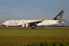 N78017 (Star Alliance livery) (Aviation &raquo; Schiphol Spotting &raquo; Boeing 777-200/-ER &raquo; United Airlines)