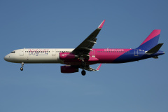 HA-LXD (Aviation &raquo; EPWA Spotting &raquo; Airbus A321-200 &raquo; Wizz Air)