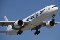 TC-MGG (Aviation &raquo; EPWA Spotting &raquo; Boeing 777-300ER &raquo; Mavi Gök Airlines)