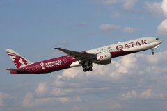 A7-BEC ("FIFA World Cup Qatar 2022" livery) (Aviation &raquo; EPWA Spotting &raquo; Boeing 777-300ER &raquo; Qatar Airways)