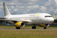 EC-MVE (Aviation &raquo; Schiphol Spotting &raquo; Airbus A320-200 &raquo; Vueling Airlines)