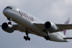 A7-BDC (Lotnictwo &raquo; Spotting na EPWA &raquo; Boeing 787-8 Dreamliner &raquo; Qatar Airways)