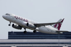 A7-AHR (Aviation &raquo; EPWA Spotting &raquo; Airbus A320-200 &raquo; Qatar Airways)