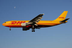 D-AEAL (Aviation &raquo; EPWA Spotting &raquo; Airbus A300B4-600F &raquo; DHL European Air Transport)