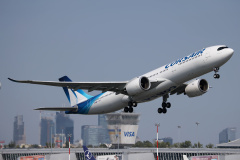 F-HZOE (Lotnictwo &raquo; Spotting na EPWA &raquo; Airbus A330-900 (A330neo) &raquo; Corsair)