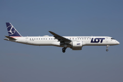 SP-LEB (Lotnictwo &raquo; Spotting na EPWA &raquo; Embraer E195-E2 (E190-400) &raquo; Polskie Linie Lotnicze LOT)