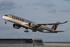 A7-ALR (Lotnictwo &raquo; Spotting na EPWA &raquo; Airbus A350-900 &raquo; Qatar Airways)