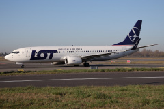 SP-LWA (uaktualnione malowanie) (Lotnictwo &raquo; Spotting na EPWA &raquo; Boeing 737-800 &raquo; Polskie Linie Lotnicze LOT)