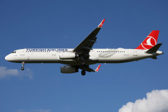 TC-JTM (Lotnictwo &raquo; Spotting na EPWA &raquo; Airbus A321-200 &raquo; THY Turkish Airlines)
