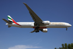 A6-EGI (Lotnictwo &raquo; Spotting na EPWA &raquo; Boeing 777-300ER &raquo; Emirates)
