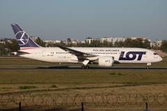 SP-LRF (Lotnictwo &raquo; Spotting na EPWA &raquo; Boeing 787-8 Dreamliner &raquo; Polskie Linie Lotnicze LOT)