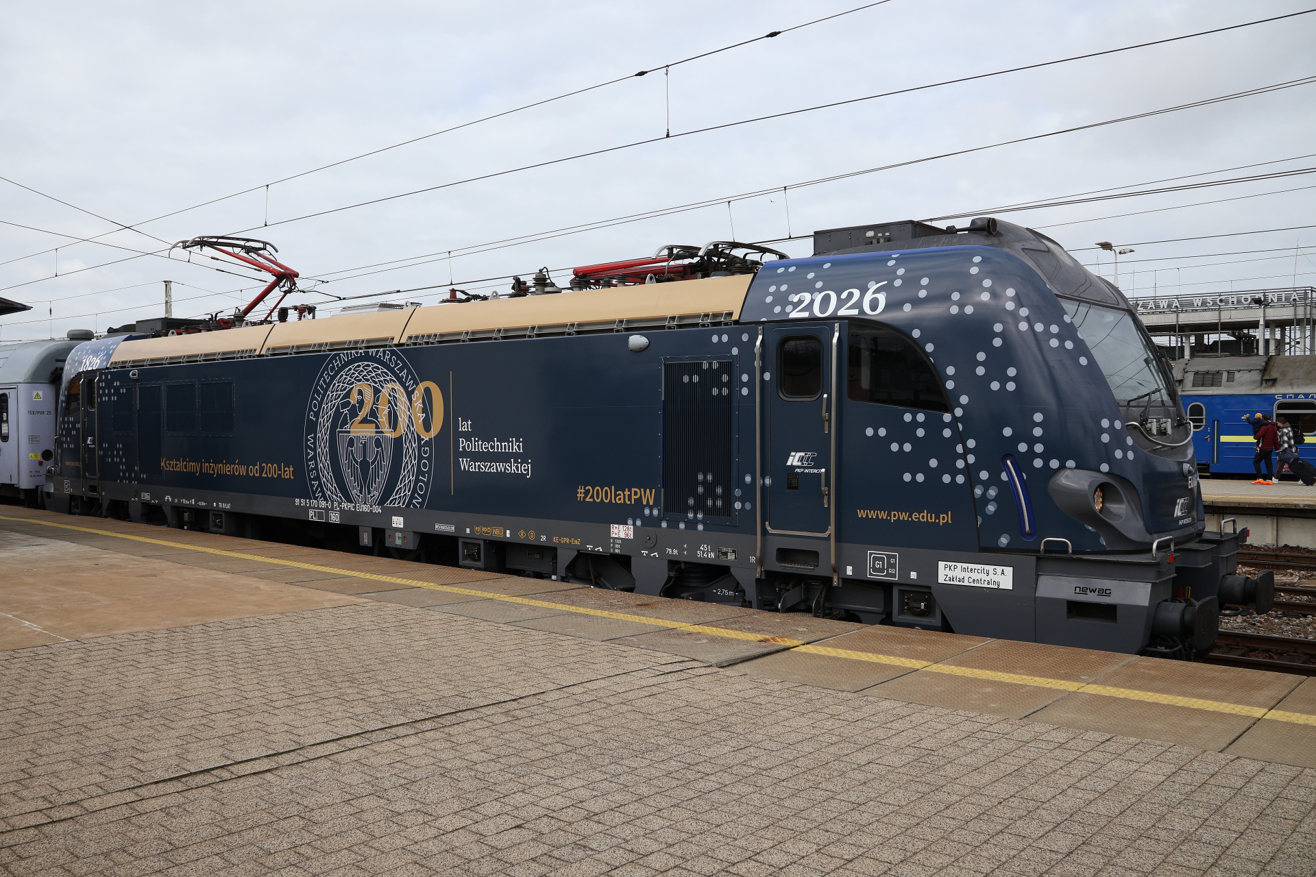 E4DCU EU160-004 (okleina "200 lat Politechniki Warszawskiej") (Pojazdy &raquo; Pociągi i lokomotywy &raquo; Newag Griffin &raquo; PKP Intercity)