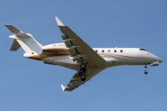 SP-ZSZ, Jet Story (Aviation &raquo; EPWA Spotting &raquo; Bombardier BD-100 Challenger 300 and revisions)