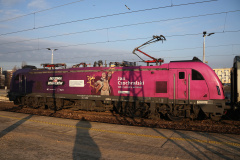 EU200-003 (okleina "Akademia Superbohater&oacute;w: Jan Czochralski") (Pojazdy &raquo; Pociągi i lokomotywy &raquo; Newag Griffin &raquo; E4MSUa (Wielosystemowe), PKP Intercity)
