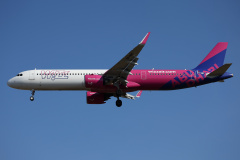 9H-WBF, Wizz Air Malta (malowanie Wizz Air Abu Dhabi) (Lotnictwo &raquo; Spotting na EPWA &raquo; Airbus A321neo &raquo; Wizz Air)