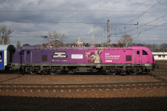 EU200-003 (okleina "Akademia Superbohater&oacute;w: Jan Czochralski") (Pojazdy &raquo; Pociągi i lokomotywy &raquo; Newag Griffin &raquo; E4MSUa (Wielosystemowe), PKP Intercity)