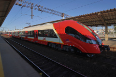 27WE-001 (Pojazdy &raquo; Pociągi i lokomotywy &raquo; Pesa ELF &raquo; SKM Warszawa)