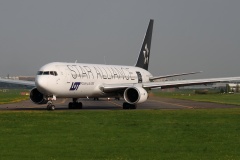 SP-LPE (malowanie Star Alliance - 15 lat) (Lotnictwo &raquo; Spotting na EPWA &raquo; Boeing 767-300 &raquo; Polskie Linie Lotnicze LOT)